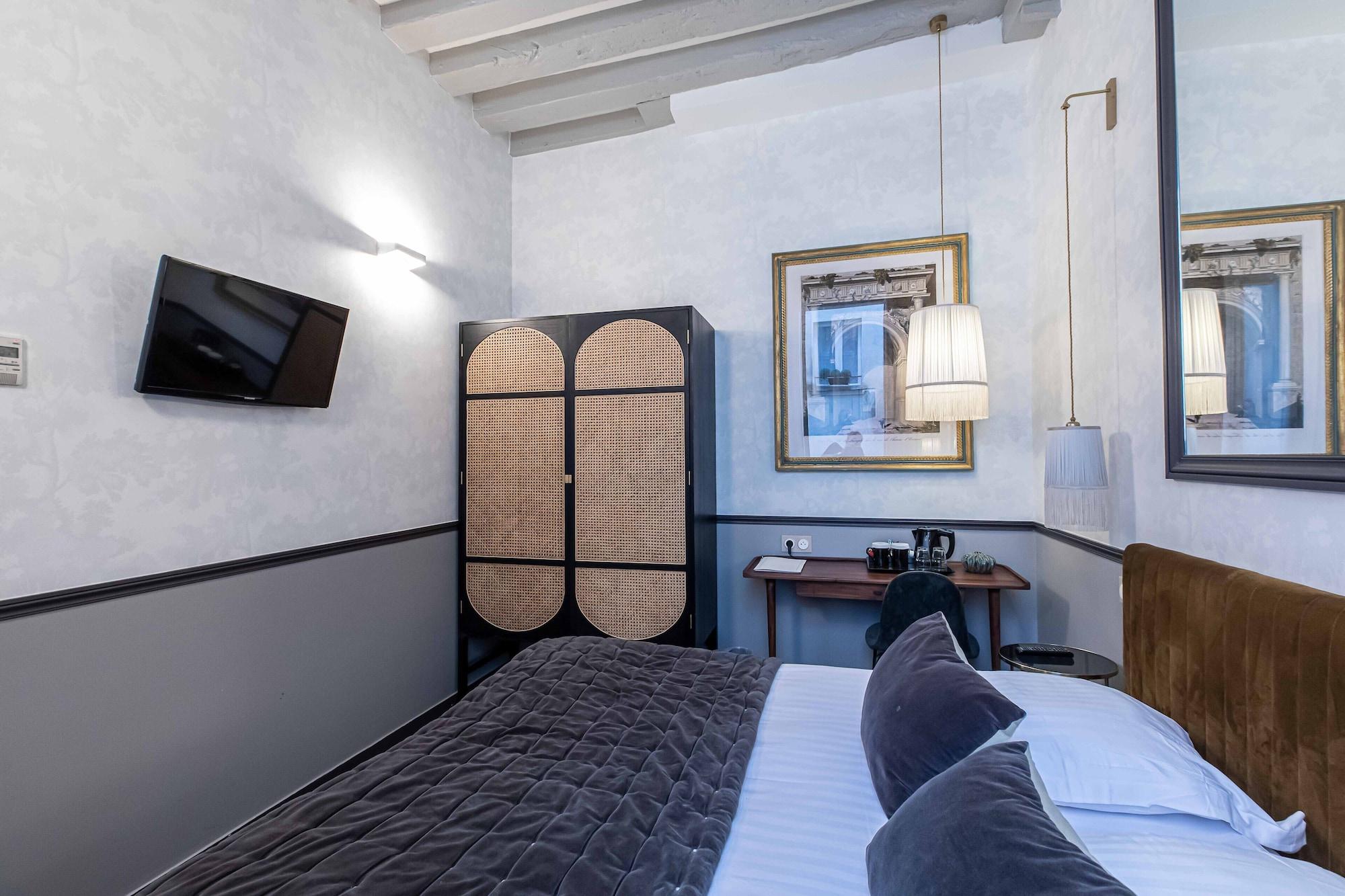 Hotel Dauphine Saint Germain Paris Exterior foto